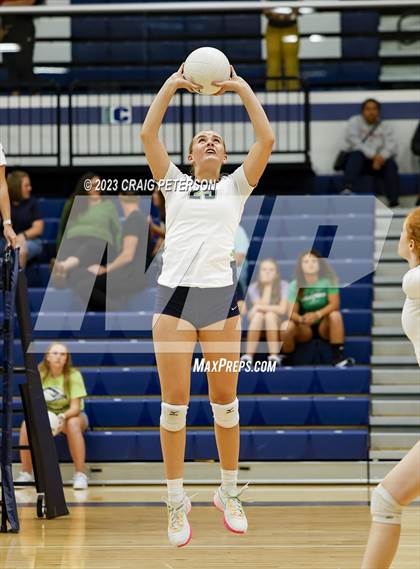 Thumbnail 1 in Logan @ Ridgeline photogallery.