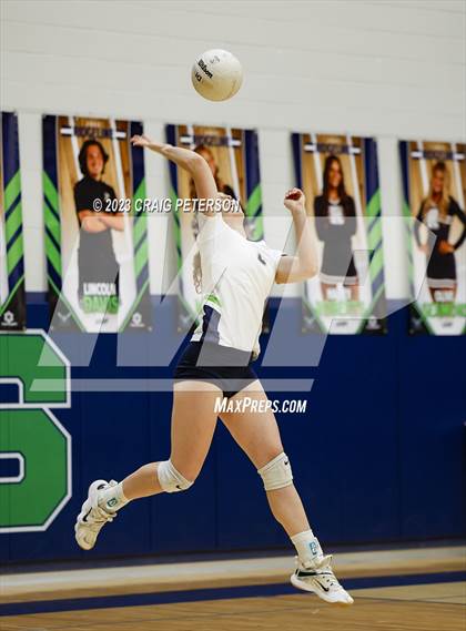Thumbnail 3 in Logan @ Ridgeline photogallery.