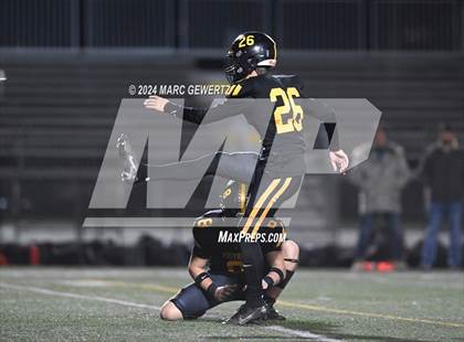Thumbnail 2 in Palos Verdes vs Foothill (CIF SS Division 5 Semifinal) photogallery.