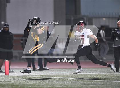 Thumbnail 2 in Palos Verdes vs Foothill (CIF SS Division 5 Semifinal) photogallery.
