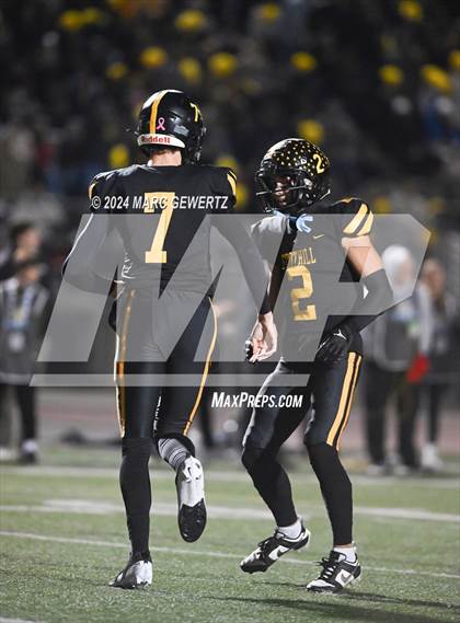 Thumbnail 2 in Palos Verdes vs Foothill (CIF SS Division 5 Semifinal) photogallery.