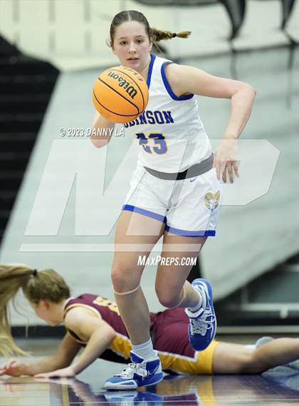 Thumbnail 1 in Oakton @ Robinson (VHSL Class 6 Quarterfinal) photogallery.