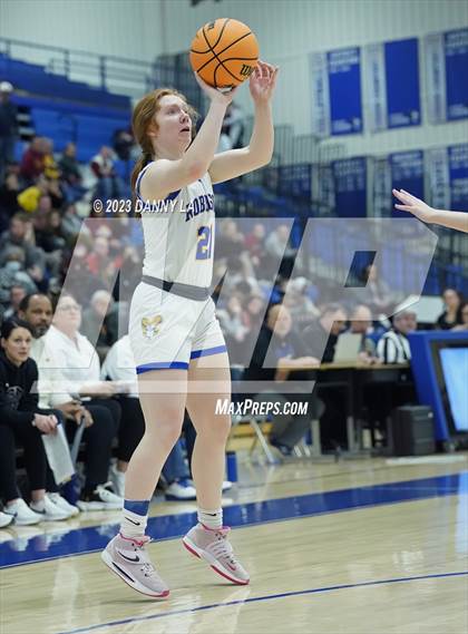 Thumbnail 2 in Oakton @ Robinson (VHSL Class 6 Quarterfinal) photogallery.