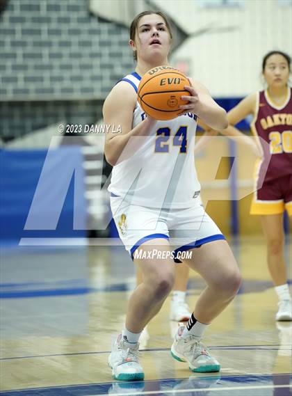 Thumbnail 1 in Oakton @ Robinson (VHSL Class 6 Quarterfinal) photogallery.