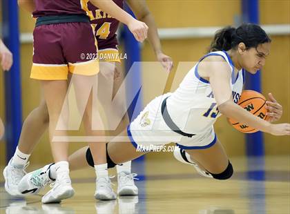 Thumbnail 1 in Oakton @ Robinson (VHSL Class 6 Quarterfinal) photogallery.