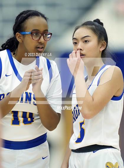 Thumbnail 1 in Oakton @ Robinson (VHSL Class 6 Quarterfinal) photogallery.