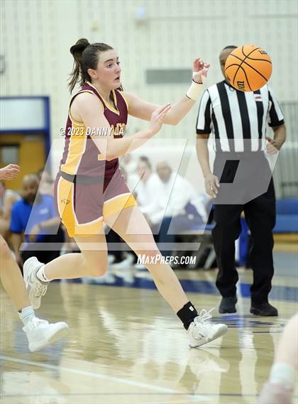 Thumbnail 1 in Oakton @ Robinson (VHSL Class 6 Quarterfinal) photogallery.