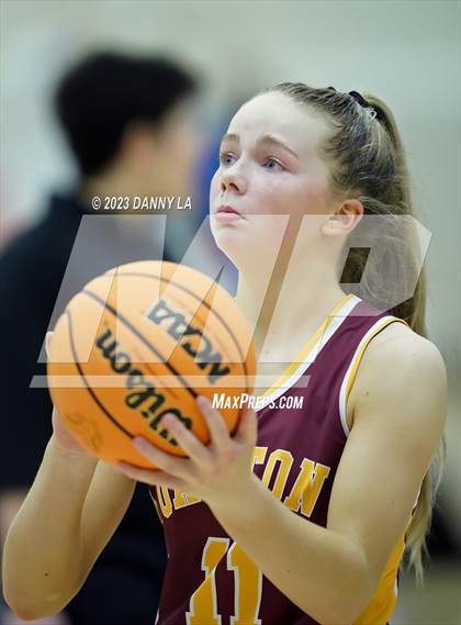 Thumbnail 3 in Oakton @ Robinson (VHSL Class 6 Quarterfinal) photogallery.