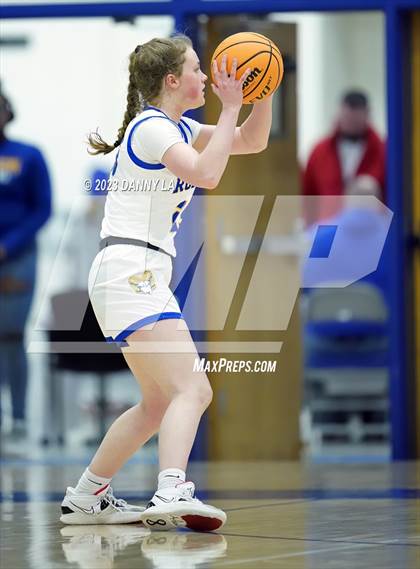Thumbnail 2 in Oakton @ Robinson (VHSL Class 6 Quarterfinal) photogallery.