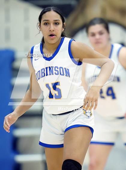 Thumbnail 1 in Oakton @ Robinson (VHSL Class 6 Quarterfinal) photogallery.