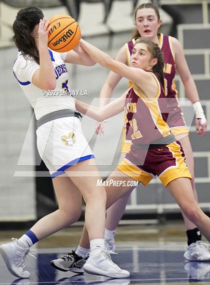 Thumbnail 2 in Oakton @ Robinson (VHSL Class 6 Quarterfinal) photogallery.