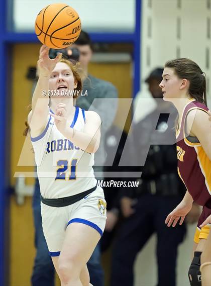 Thumbnail 2 in Oakton @ Robinson (VHSL Class 6 Quarterfinal) photogallery.