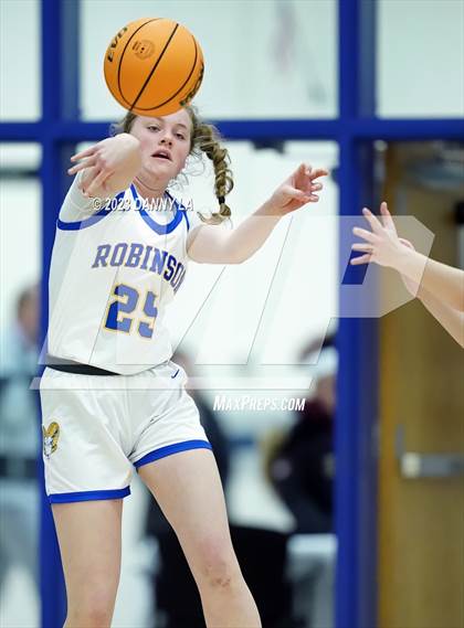 Thumbnail 3 in Oakton @ Robinson (VHSL Class 6 Quarterfinal) photogallery.