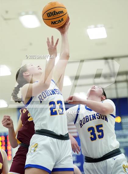 Thumbnail 3 in Oakton @ Robinson (VHSL Class 6 Quarterfinal) photogallery.