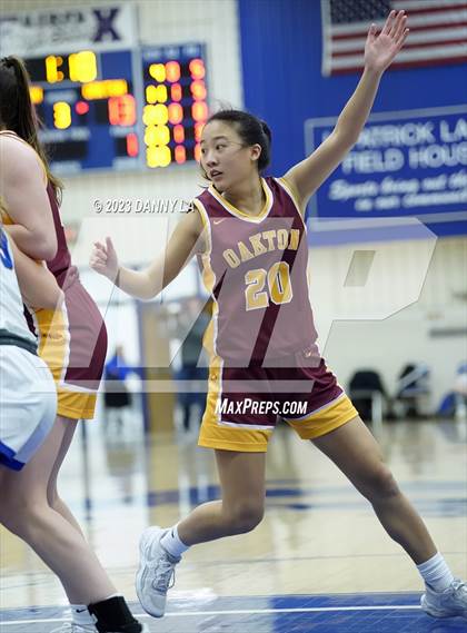 Thumbnail 2 in Oakton @ Robinson (VHSL Class 6 Quarterfinal) photogallery.