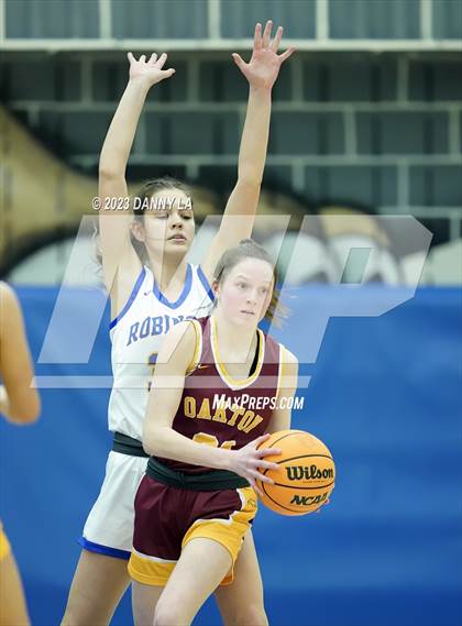 Thumbnail 3 in Oakton @ Robinson (VHSL Class 6 Quarterfinal) photogallery.