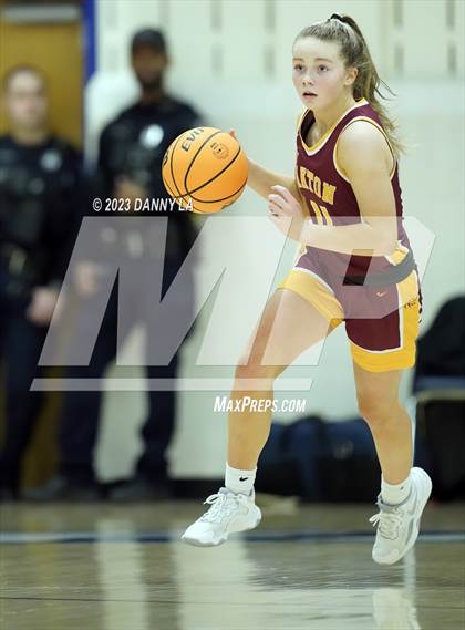 Thumbnail 1 in Oakton @ Robinson (VHSL Class 6 Quarterfinal) photogallery.