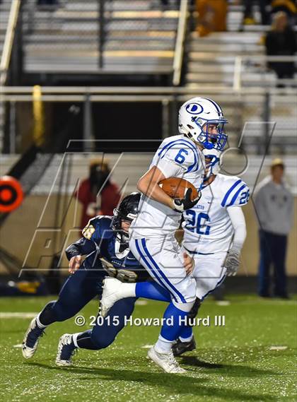 Thumbnail 2 in Decatur vs. Stephenville (UIL 4A Bi-District Playoff) photogallery.