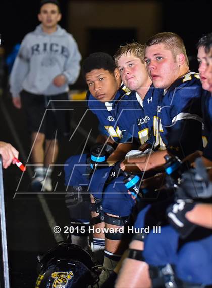 Thumbnail 1 in Decatur vs. Stephenville (UIL 4A Bi-District Playoff) photogallery.