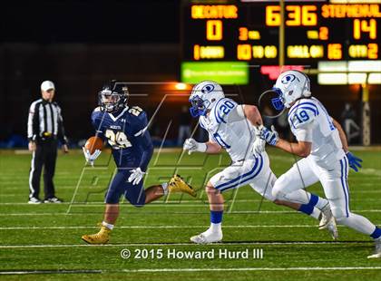 Thumbnail 2 in Decatur vs. Stephenville (UIL 4A Bi-District Playoff) photogallery.