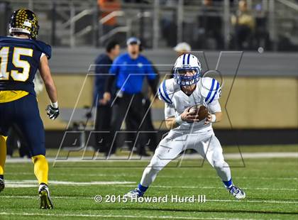 Thumbnail 1 in Decatur vs. Stephenville (UIL 4A Bi-District Playoff) photogallery.