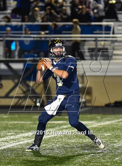 Thumbnail 1 in Decatur vs. Stephenville (UIL 4A Bi-District Playoff) photogallery.