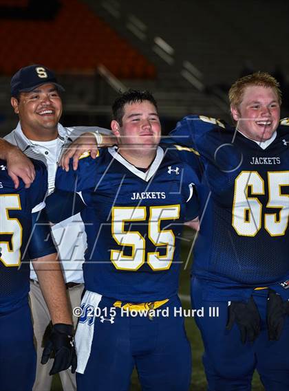 Thumbnail 3 in Decatur vs. Stephenville (UIL 4A Bi-District Playoff) photogallery.