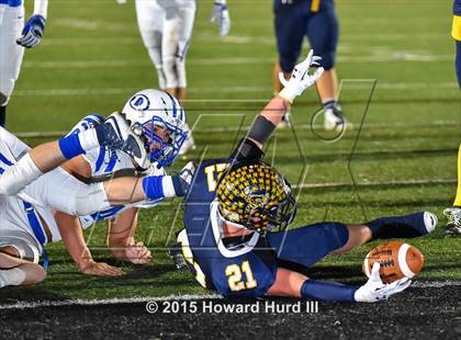 Thumbnail 3 in Decatur vs. Stephenville (UIL 4A Bi-District Playoff) photogallery.