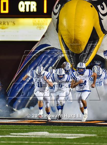 Thumbnail 1 in Decatur vs. Stephenville (UIL 4A Bi-District Playoff) photogallery.