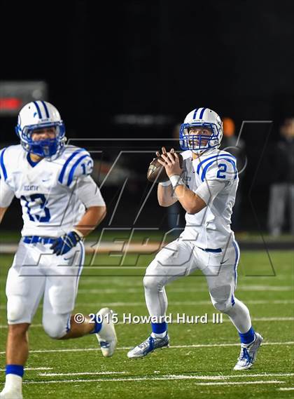 Thumbnail 1 in Decatur vs. Stephenville (UIL 4A Bi-District Playoff) photogallery.