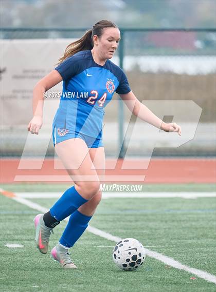 Thumbnail 3 in Urban @ Tamalpais photogallery.