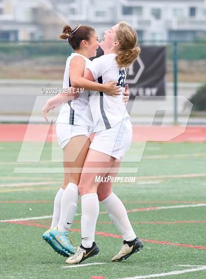 Thumbnail 2 in Urban @ Tamalpais photogallery.