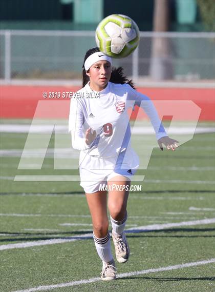 Thumbnail 2 in Kofa vs. San Clemente (25th Annual SoCal Soccer Classic) photogallery.