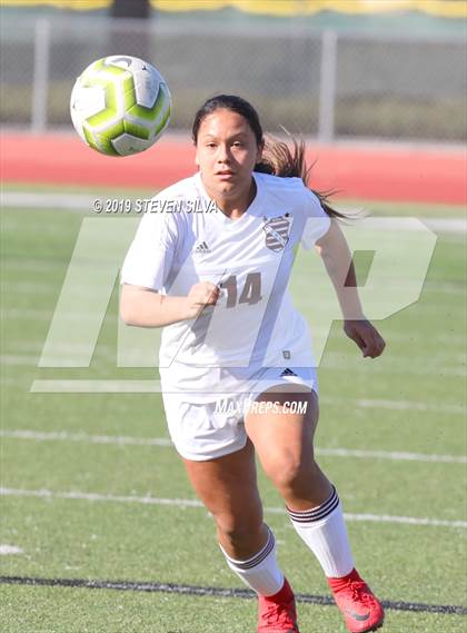Thumbnail 1 in Kofa vs. San Clemente (25th Annual SoCal Soccer Classic) photogallery.