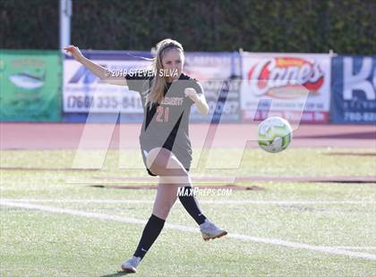 Thumbnail 1 in Kofa vs. San Clemente (25th Annual SoCal Soccer Classic) photogallery.
