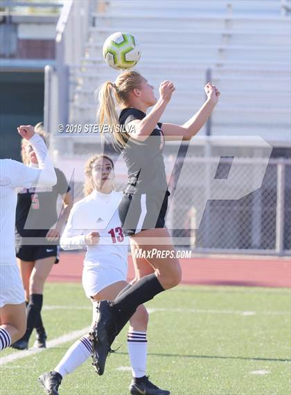 Thumbnail 1 in Kofa vs. San Clemente (25th Annual SoCal Soccer Classic) photogallery.