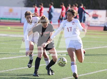 Thumbnail 1 in Kofa vs. San Clemente (25th Annual SoCal Soccer Classic) photogallery.