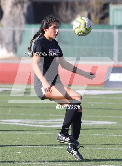 Thumbnail 1 in Kofa vs. San Clemente (25th Annual SoCal Soccer Classic) photogallery.
