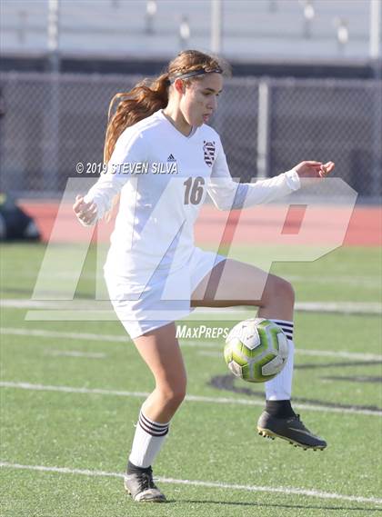 Thumbnail 1 in Kofa vs. San Clemente (25th Annual SoCal Soccer Classic) photogallery.