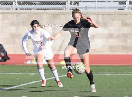 Thumbnail 3 in Kofa vs. San Clemente (25th Annual SoCal Soccer Classic) photogallery.