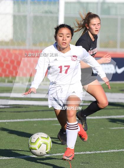 Thumbnail 1 in Kofa vs. San Clemente (25th Annual SoCal Soccer Classic) photogallery.