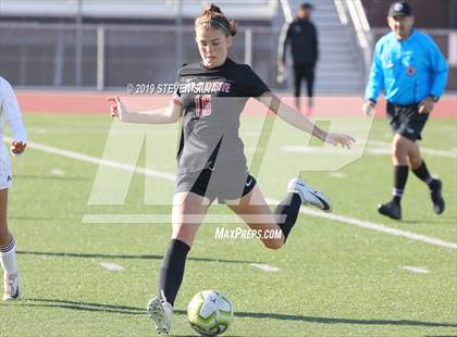 Thumbnail 2 in Kofa vs. San Clemente (25th Annual SoCal Soccer Classic) photogallery.