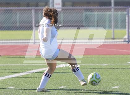 Thumbnail 1 in Kofa vs. San Clemente (25th Annual SoCal Soccer Classic) photogallery.