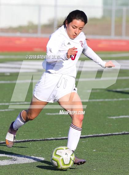 Thumbnail 3 in Kofa vs. San Clemente (25th Annual SoCal Soccer Classic) photogallery.