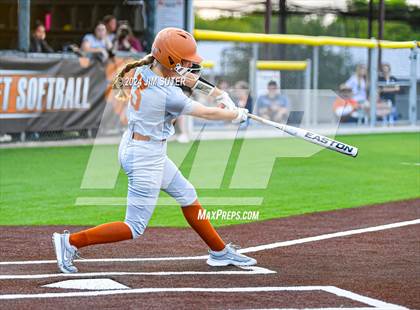 Thumbnail 3 in Caldwell vs La Grange photogallery.