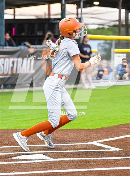 Thumbnail 3 in Caldwell vs La Grange photogallery.