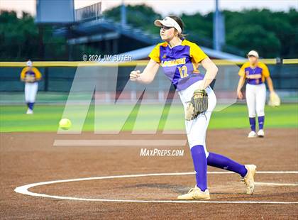 Thumbnail 1 in Caldwell vs La Grange photogallery.