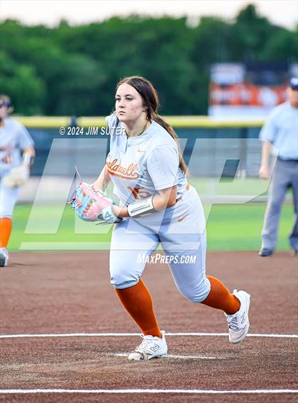 Thumbnail 2 in Caldwell vs La Grange photogallery.