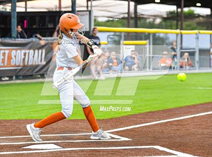 Thumbnail 2 in Caldwell vs La Grange photogallery.