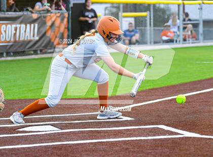 Thumbnail 3 in Caldwell vs La Grange photogallery.